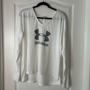 Under Armour White Long Sleeve Size XL